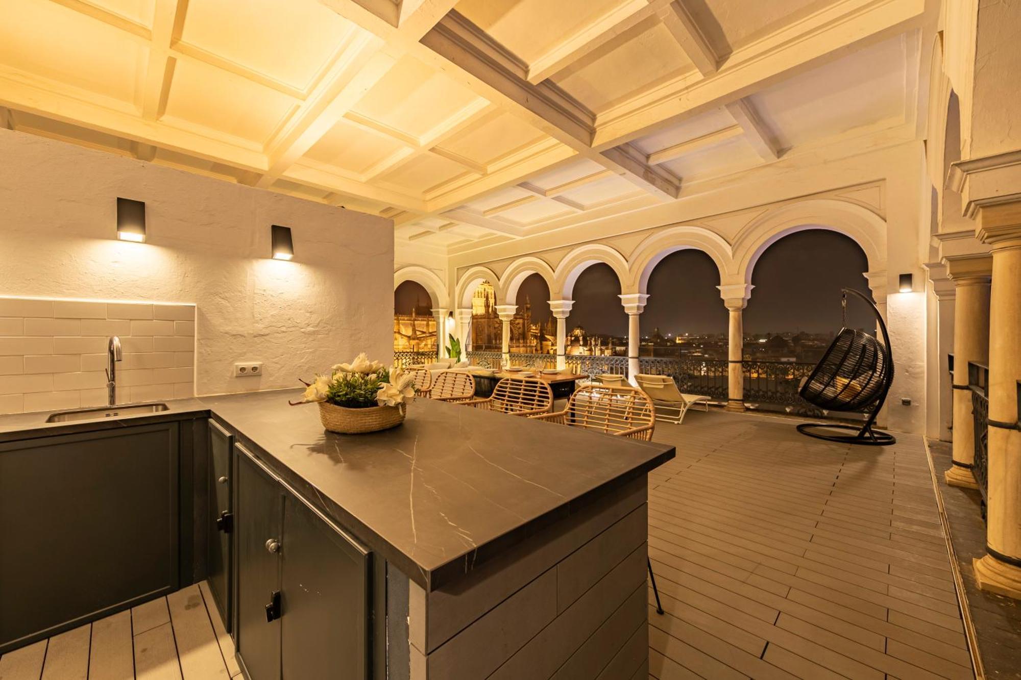Isg Apartments The Most Exclusive Apartment In Sevillaparking Esterno foto