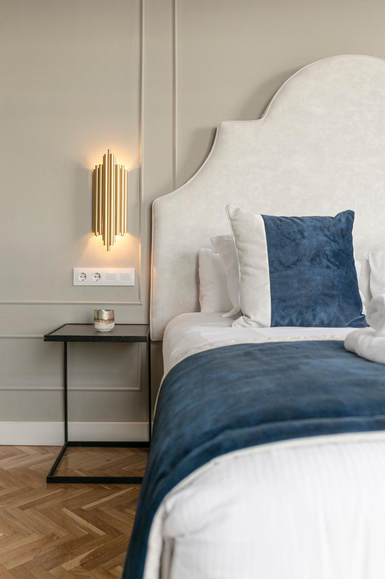 Isg Apartments The Most Exclusive Apartment In Sevillaparking Esterno foto