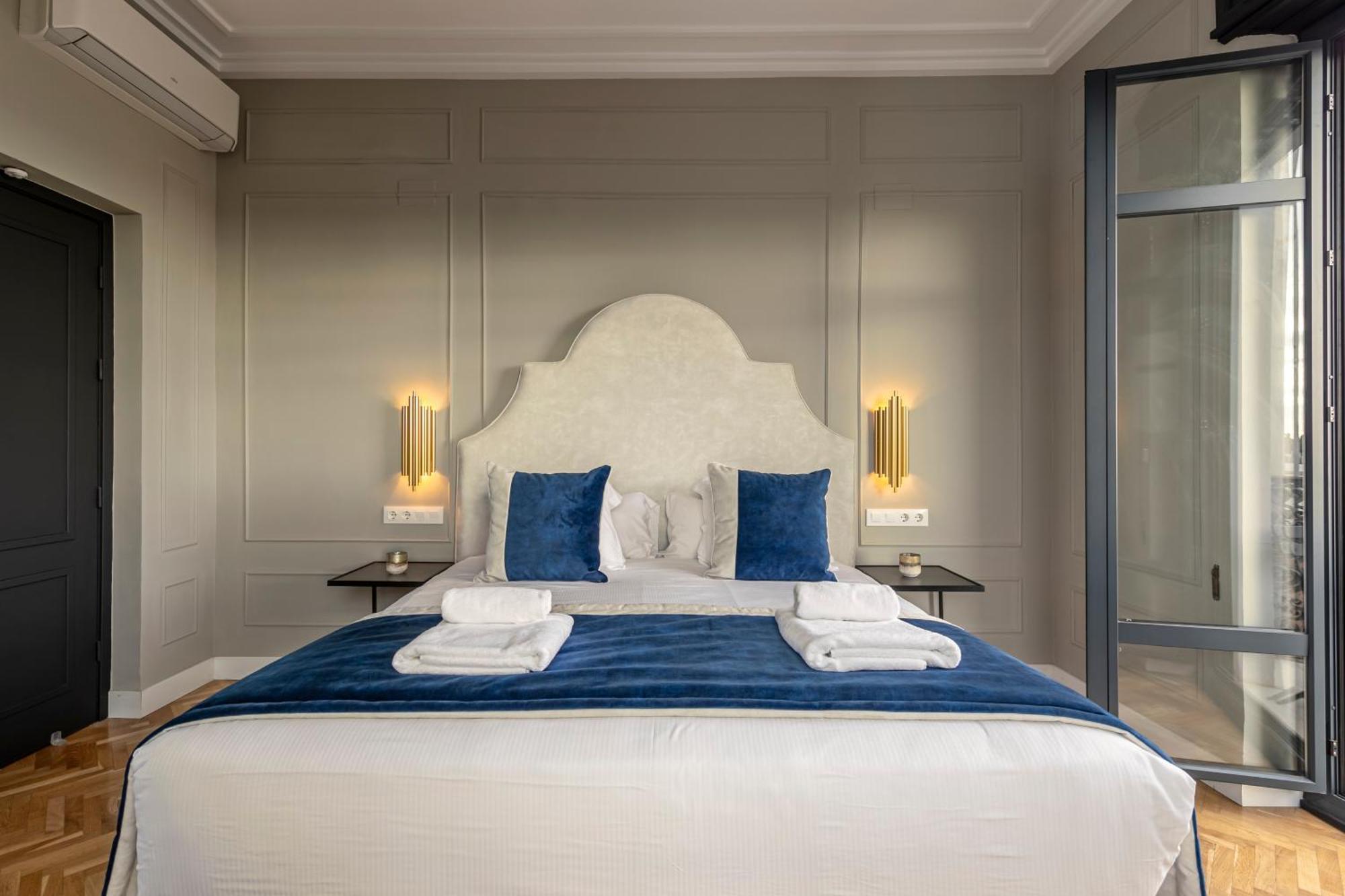 Isg Apartments The Most Exclusive Apartment In Sevillaparking Esterno foto