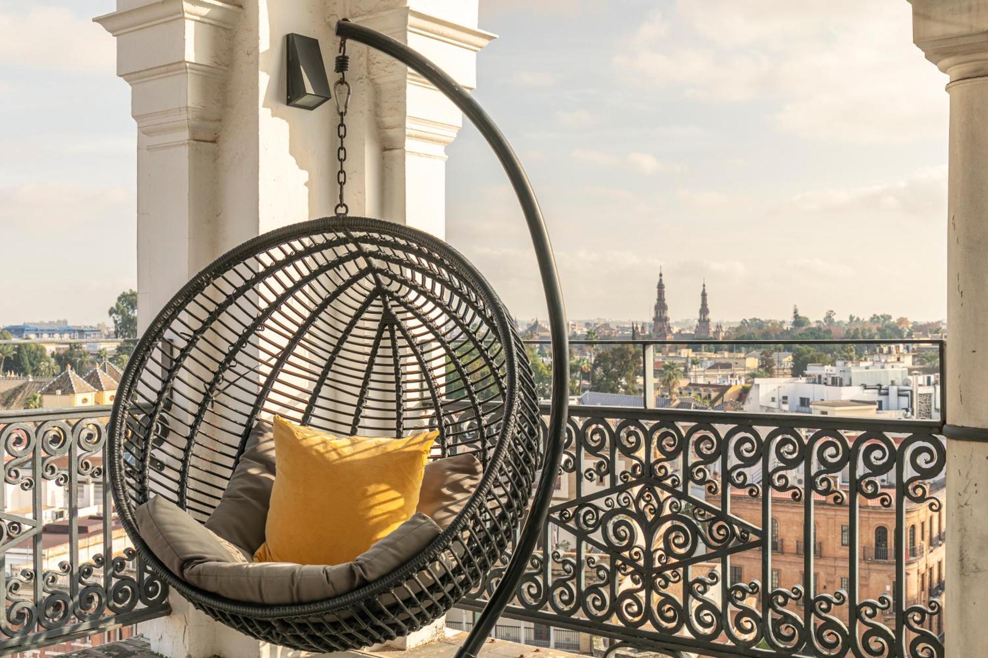 Isg Apartments The Most Exclusive Apartment In Sevillaparking Esterno foto
