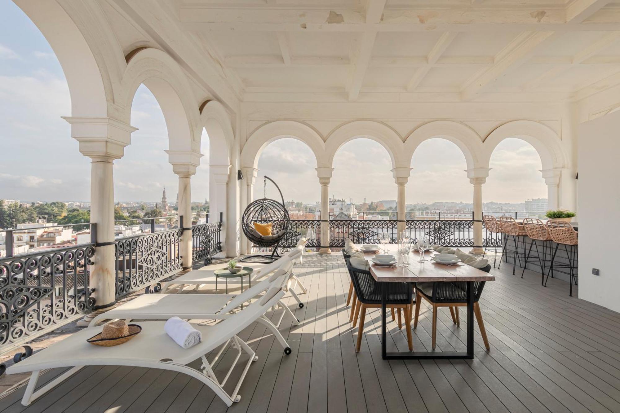 Isg Apartments The Most Exclusive Apartment In Sevillaparking Esterno foto